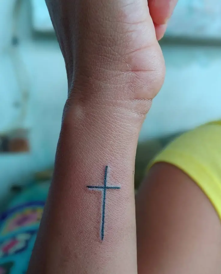 61 Simple And Outstanding Cross Tattoos On Wrist Expressing Belief - Psycho Tats